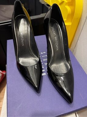 Stuart Weitzman Black Patent Pointed-Toe Pumps